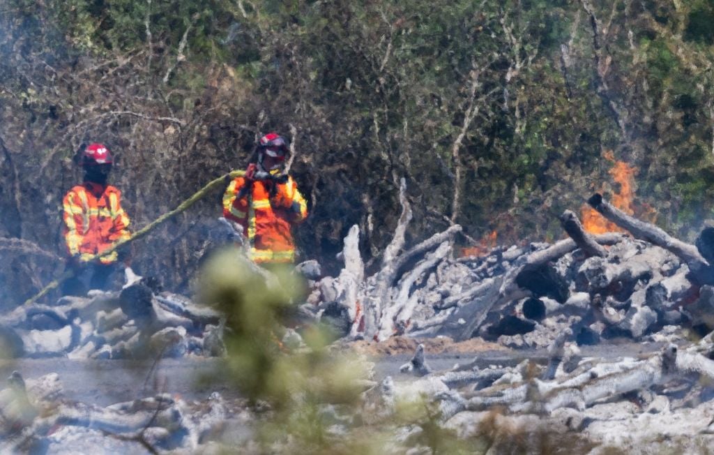Muere un bombero voluntario de 22 años en un incendio forestal Muere un bombero voluntario de 22 años en un incendio forestal